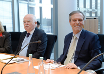 Peter Gauweiler bei einer Sitzung des Unterausschusses für "Auswärtige Kultur- und Bildungspolitik" am 02. März 2015 (Fotos: ©Deutscher Bundestag/Achim Melde)