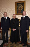 Dr. Peter Gauweiler und Willi Wimmer auf ihrem Besuch bei dem damaligen Kurienkardinal Josef Ratzinger, dem späteren Heiligen Vater Benedikt XVI. im März 2003