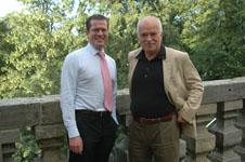 Dr. Gauweiler mit Verteidigungsminister Freiherr zu Guttenberg auf der CSU-Tagung im Kloster Banz im Juli 2009
